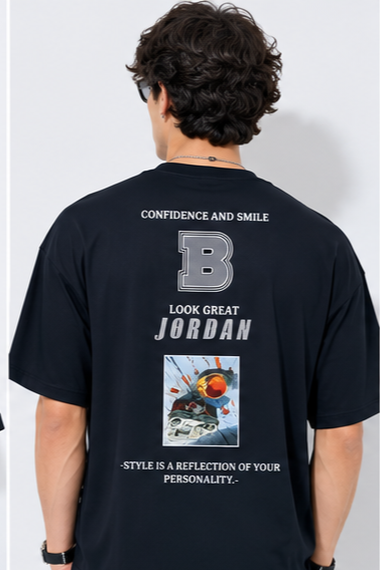 Men's Oversized Graphic Print Round Neck T-Shirt